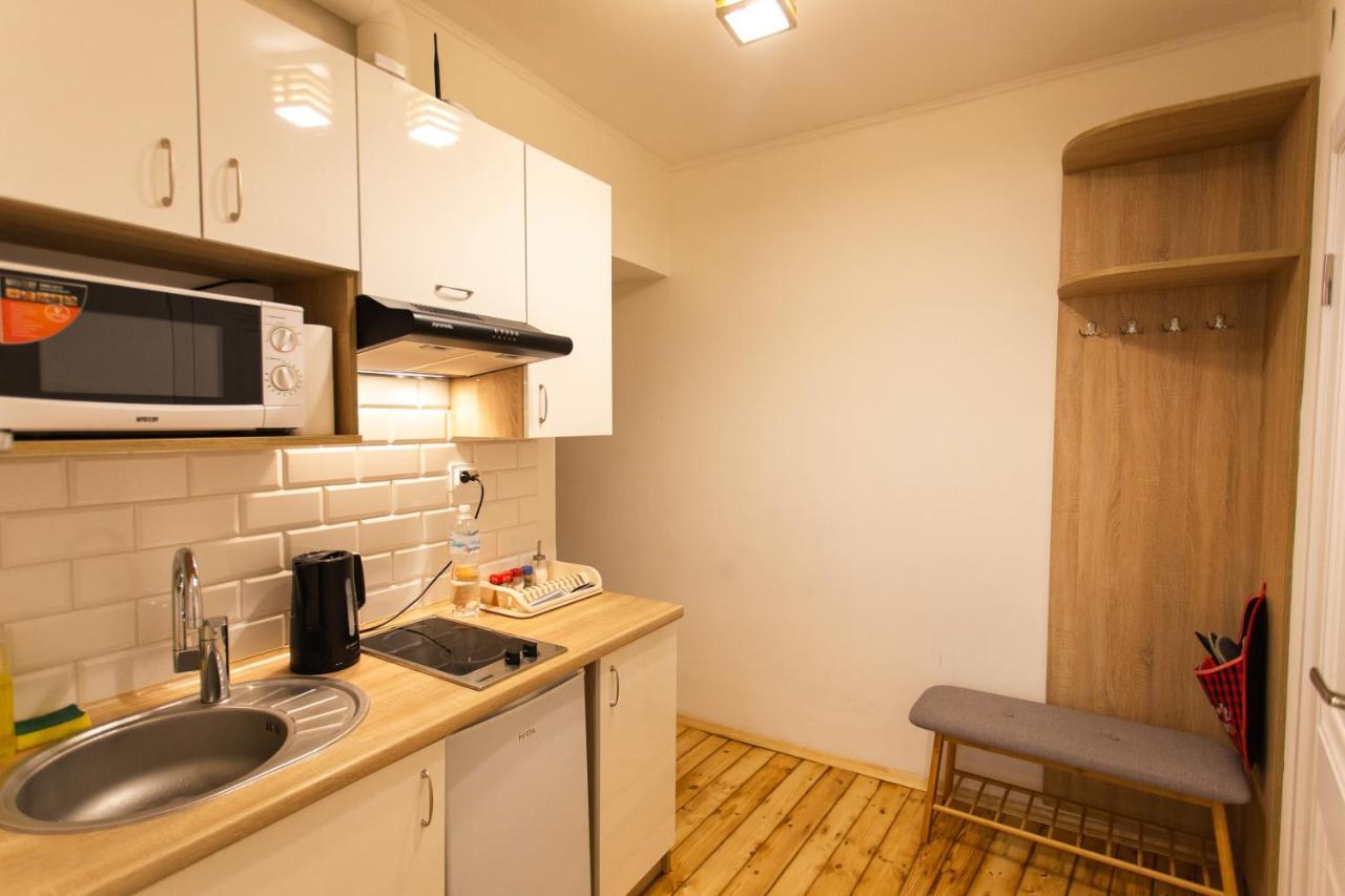 Peaceful Studio On Rynok Square Lviv Exterior foto